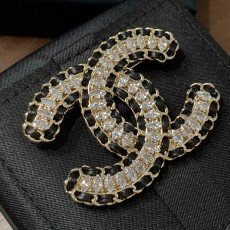 Chanel 샤넬 23k 가죽 체인 브로치