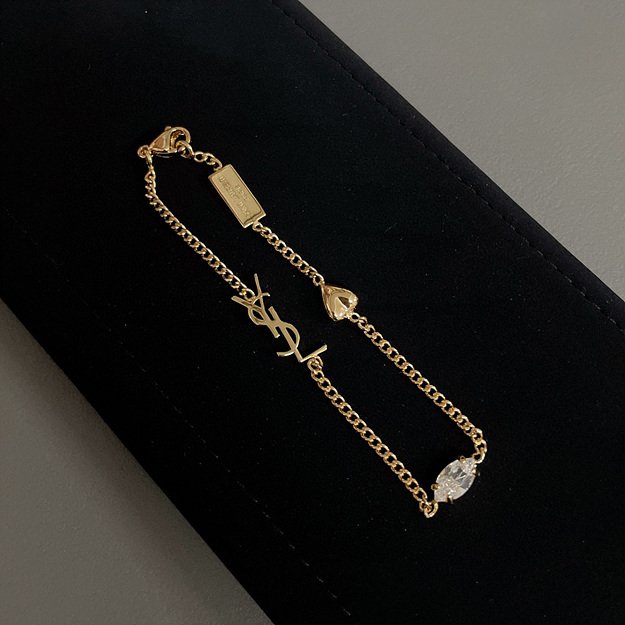 입생로랑 YSL 앙고라 큐빅 팔찌