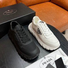 프라다 러쉬 청키솔 스니커즈
