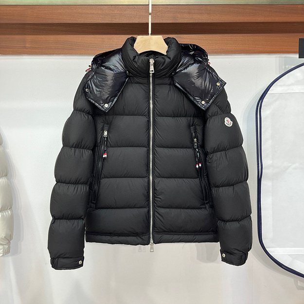 몽클레어 후드 패딩