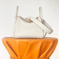 에르메스 미니 린디 백 19