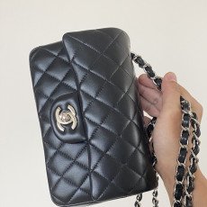 샤넬 CF 클래식 램스킨 플랩백 20cm