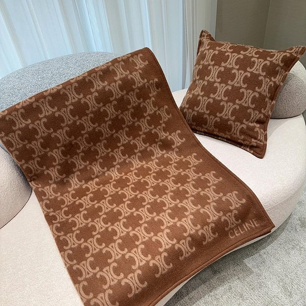 셀린느 자카드 케이프 담요