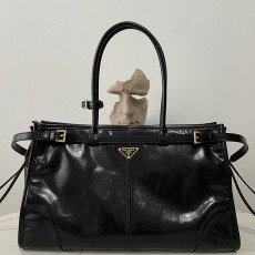 프라다 블랙 나파 가죽 라지 핸드백 38cm 1BA433