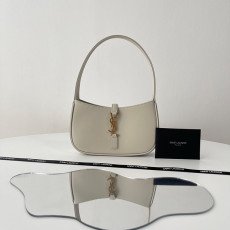 생 로랑 블랑 빈티지 LE 5 À 7 미니 숄더백 710318