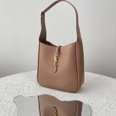 생 로랑 LE 5 À 7 스몰 호보백 713938