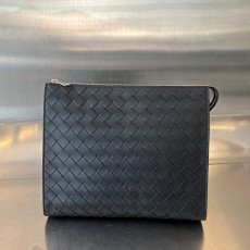 보테가베네타 인트레치아토 스탠딩 클러치 슬레이트 749443