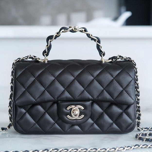 샤넬 23k 클래식 cf 미니 핸들 백