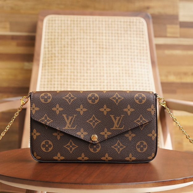 루이비통 포쉐트 펠리시 체인 백 M81896