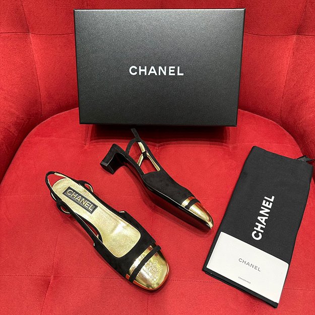 샤넬 24C 미들힐 슬링백