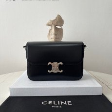 셀린느 클래식 트리옹프 백 187363