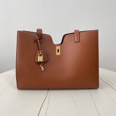 셀린느 카바스 16 백 112583