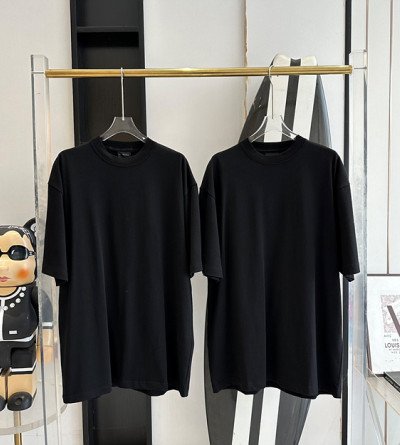 발렌시아가 레터링 반팔티
