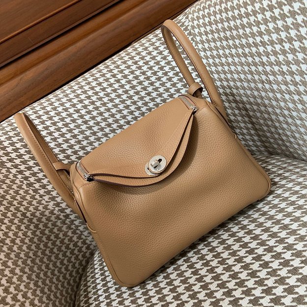 에르메스 린디 26