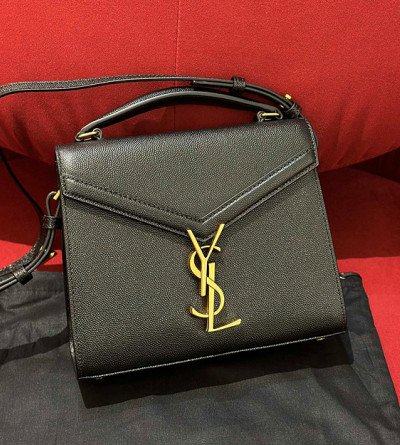 생로랑 카산드라 미디엄 탑 핸들 백 623931