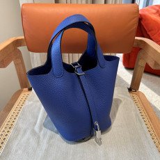 에르메스 끌레망스 피코탄 18cm