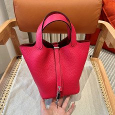 에르메스 끌레망스 피코탄 18cm