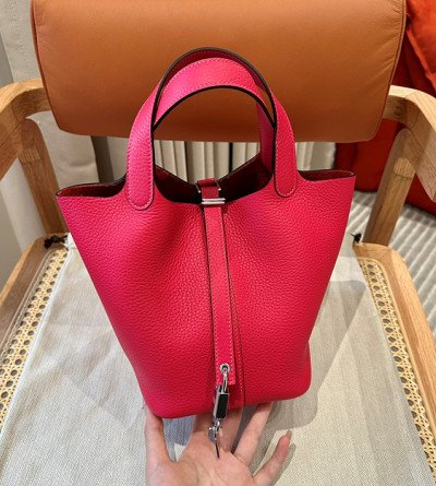 에르메스 끌레망스 피코탄 18cm