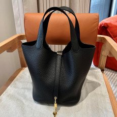 에르메스 끌레망스 피코탄 22cm