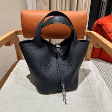 에르메스 끌레망스 피코탄 22cm